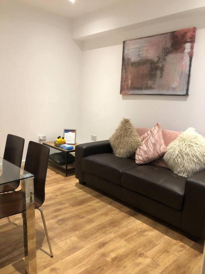 Lovely 4-Bed House In Anfield All En-Suite Liverpool Extérieur photo