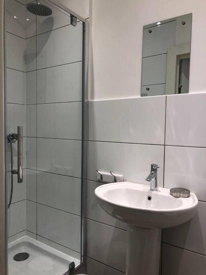 Lovely 4-Bed House In Anfield All En-Suite Liverpool Extérieur photo